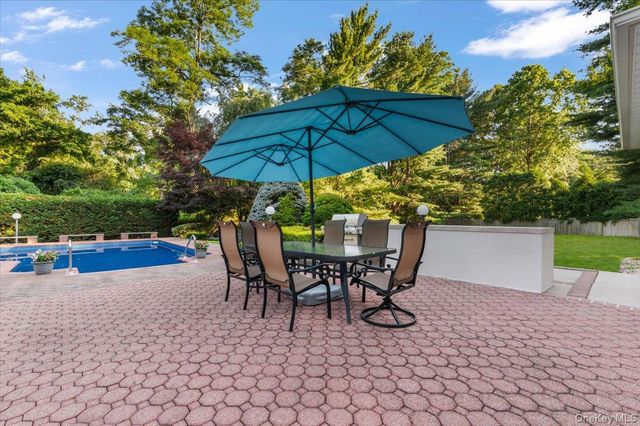 76 Wildwood Drive, Dix Hills, NY 11746