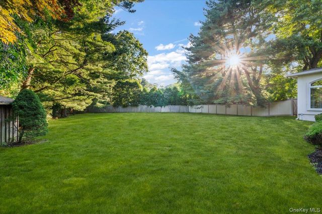 76 Wildwood Drive, Dix Hills, NY 11746