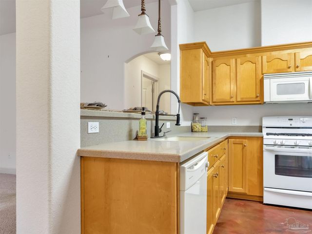 5081 Covington Dr, Pace, FL 32571