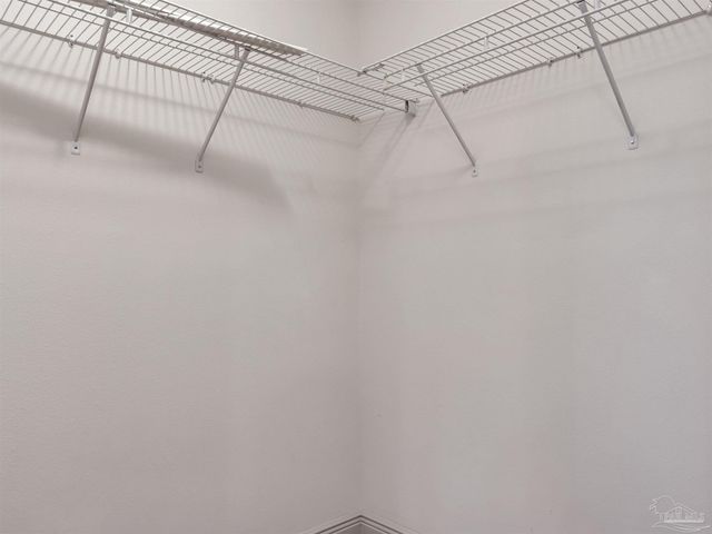 5081 Covington Dr, Pace, FL 32571