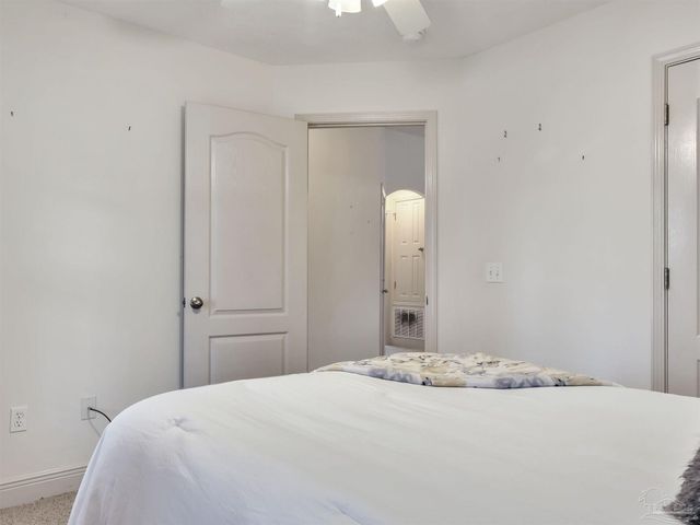 5081 Covington Dr, Pace, FL 32571