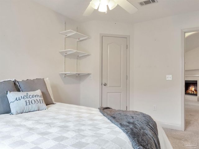 5081 Covington Dr, Pace, FL 32571