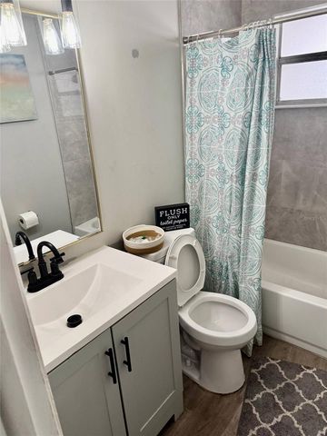 8628 MAGNOLIA DRIVE, Seminole, FL 33777