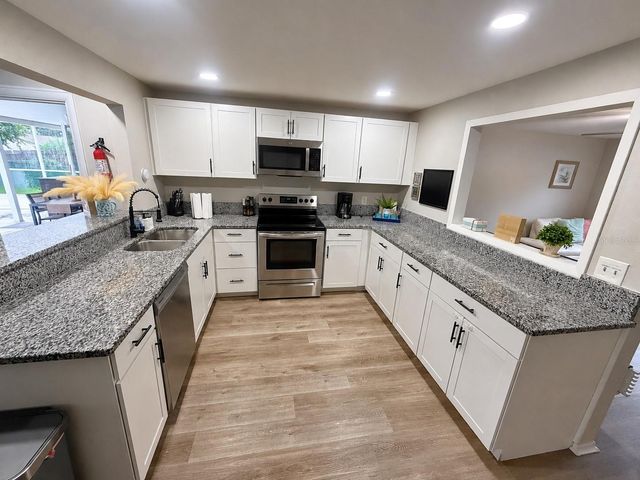 8628 MAGNOLIA DRIVE, Seminole, FL 33777