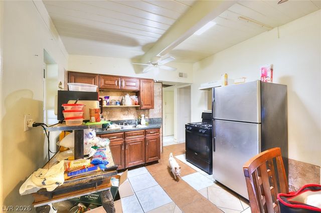 321 North Yale Street, Las Vegas, NV 89107