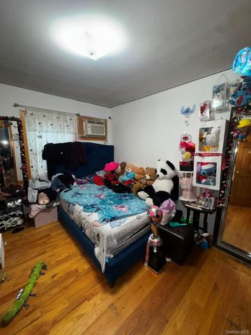 2521 94th Street, East Elmhurst, NY 11369