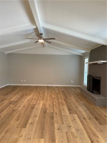 536 Old Post Road, Russellville, AR 72802