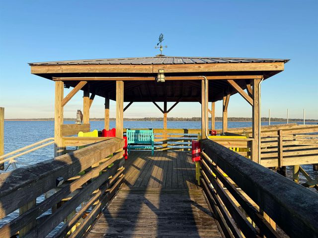 175 Commanders Island Rd., Georgetown, SC 29440