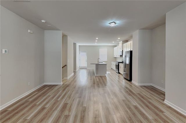 321 Sammon Way, Lawrenceville, GA 30046
