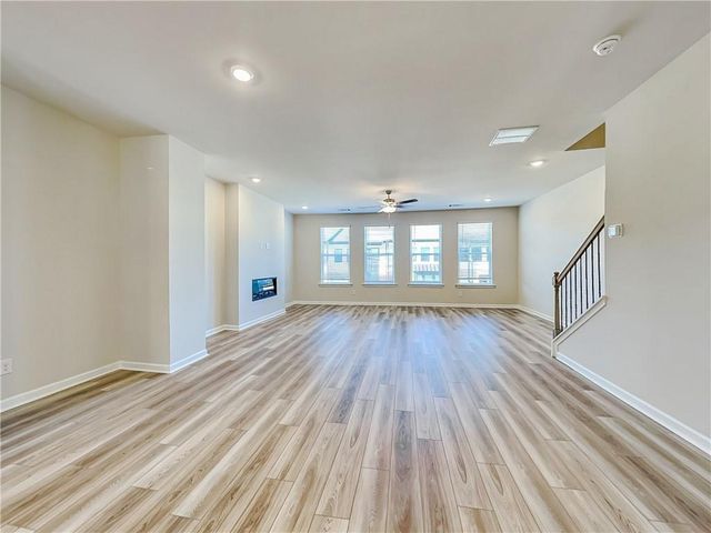 321 Sammon Way, Lawrenceville, GA 30046