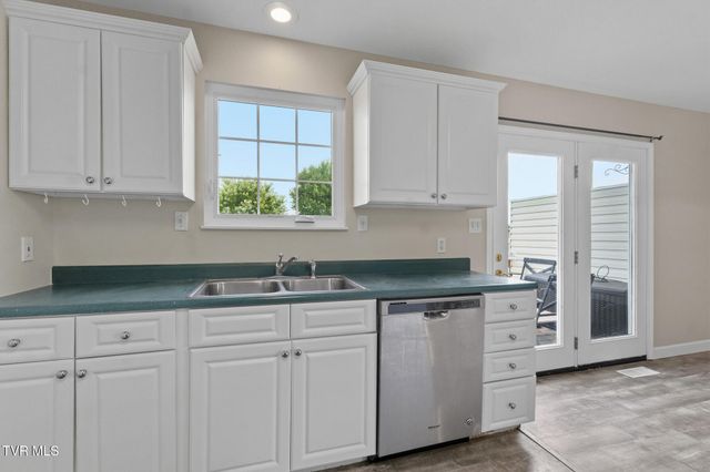 3411 Hamilton Place Dr Drive, Morristown, TN 37814