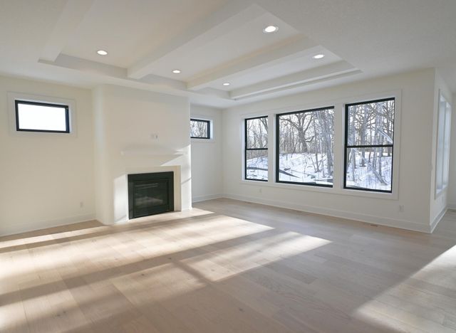 734 Ensconced Way, Chaska, MN 55318