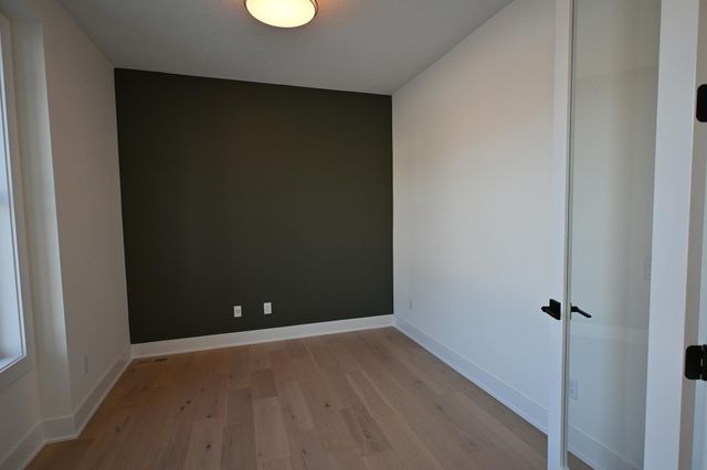 734 Ensconced Way, Chaska, MN 55318