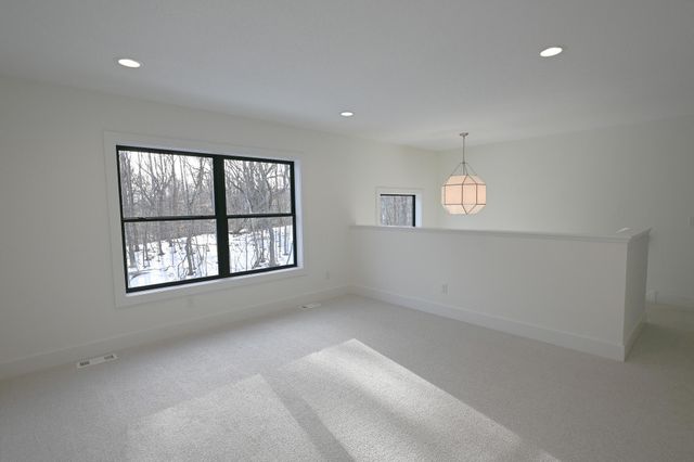 734 Ensconced Way, Chaska, MN 55318