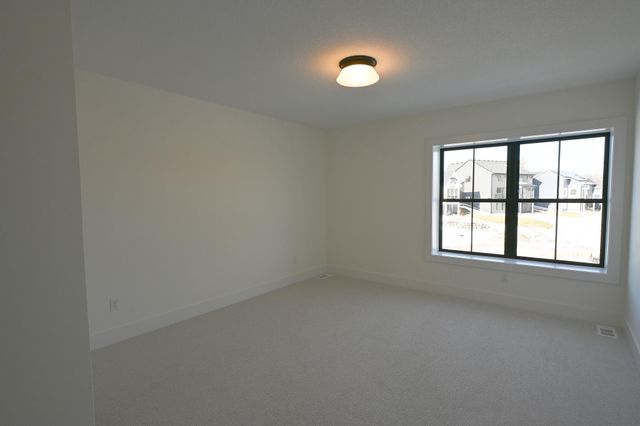 734 Ensconced Way, Chaska, MN 55318