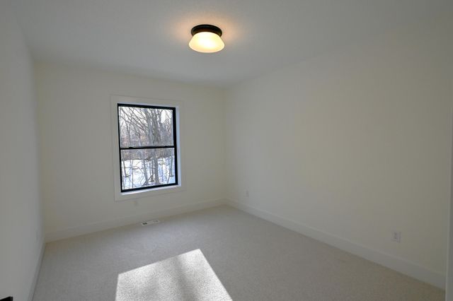 734 Ensconced Way, Chaska, MN 55318