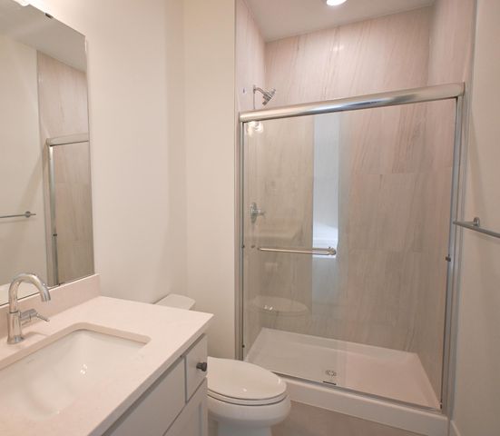 734 Ensconced Way, Chaska, MN 55318