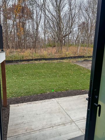 734 Ensconced Way, Chaska, MN 55318