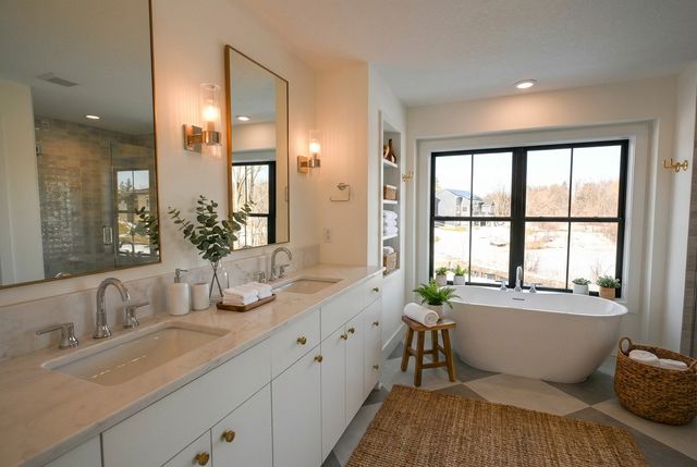 734 Ensconced Way, Chaska, MN 55318