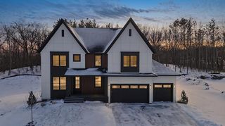 734 Ensconced Way, Chaska, MN 55318