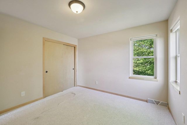 8916 Red Beryl Drive, Middleton, WI 53562