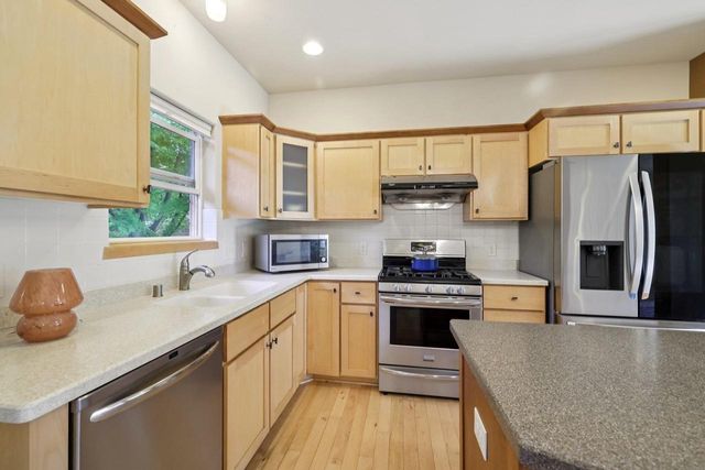 8916 Red Beryl Drive, Middleton, WI 53562