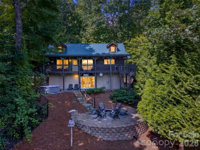 898 Morgan Hill Road, Black Mountain, NC 28711