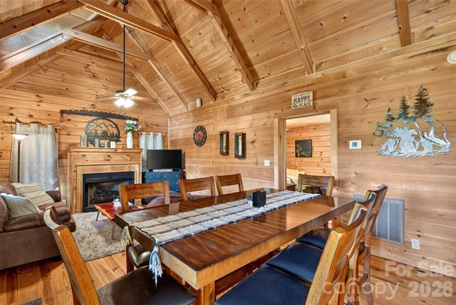 898 Morgan Hill Road, Black Mountain, NC 28711