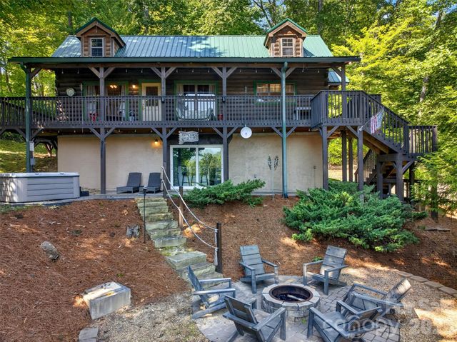 898 Morgan Hill Road, Black Mountain, NC 28711