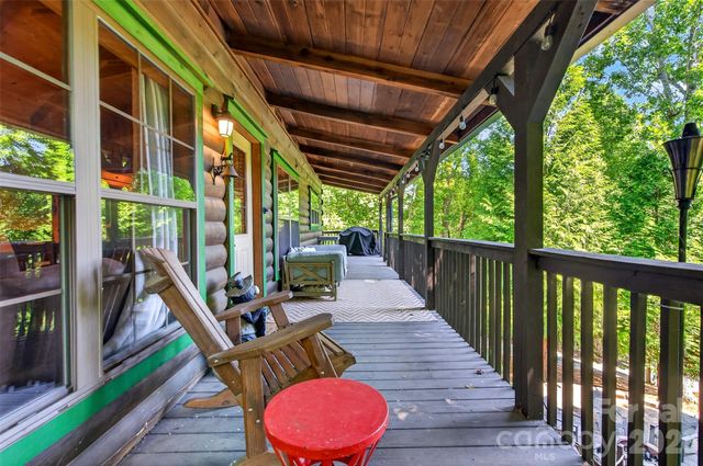 898 Morgan Hill Road, Black Mountain, NC 28711