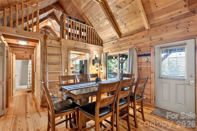 898 Morgan Hill Road, Black Mountain, NC 28711
