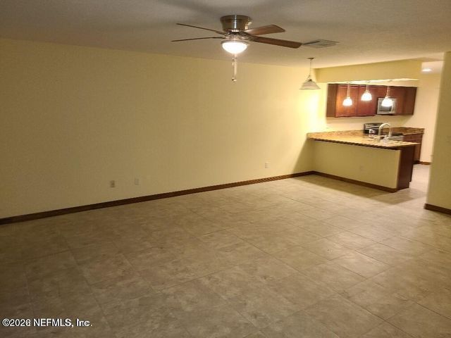 5673 BENNINGTON Drive, Jacksonville, FL 32244