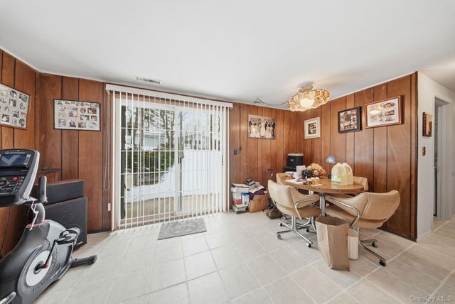 9 Michele Court, Middletown, NY 10941