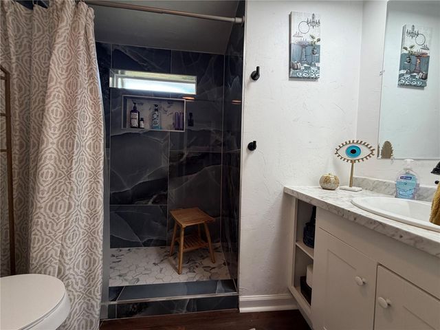2425 SE 10TH AVENUE, Gainesville, FL 32641