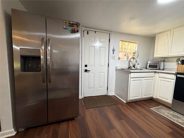 2425 SE 10TH AVENUE, Gainesville, FL 32641