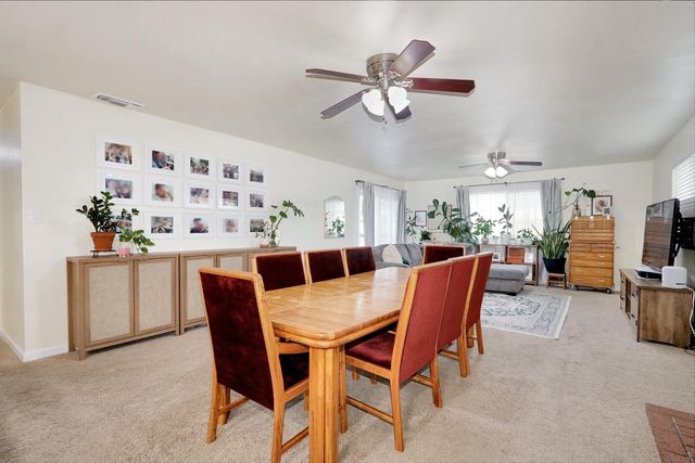 8805 Halverson Dr, Elk Grove, CA 95624