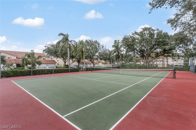 725 Saratoga CIR A103, Naples, FL 34104