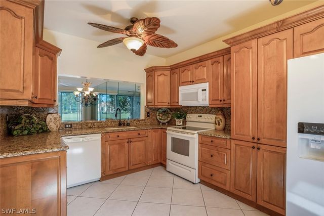 725 Saratoga CIR A103, Naples, FL 34104