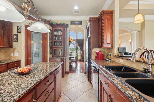 2308 Kella Court, Haslet, TX 76052