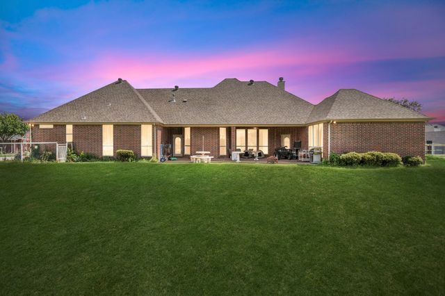 2308 Kella Court, Haslet, TX 76052