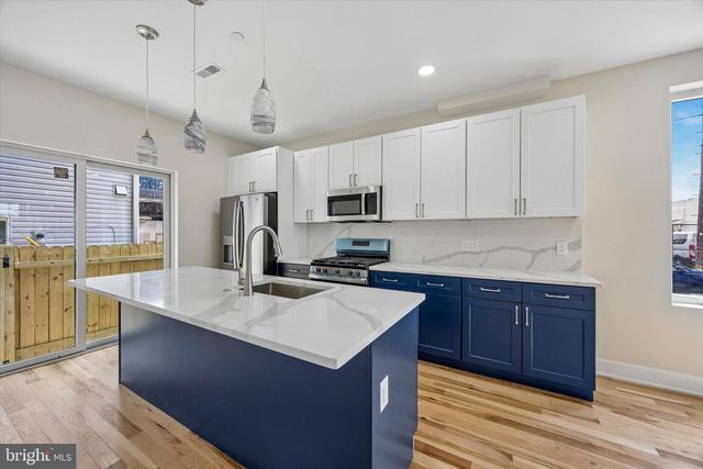 1553 S STILLMAN ST, Philadelphia, PA 19146
