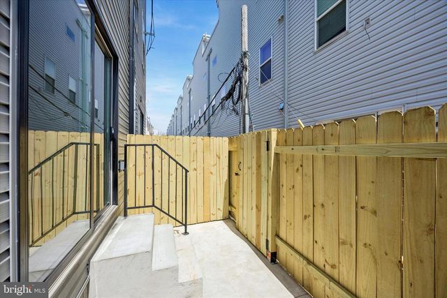 1553 S STILLMAN ST, Philadelphia, PA 19146