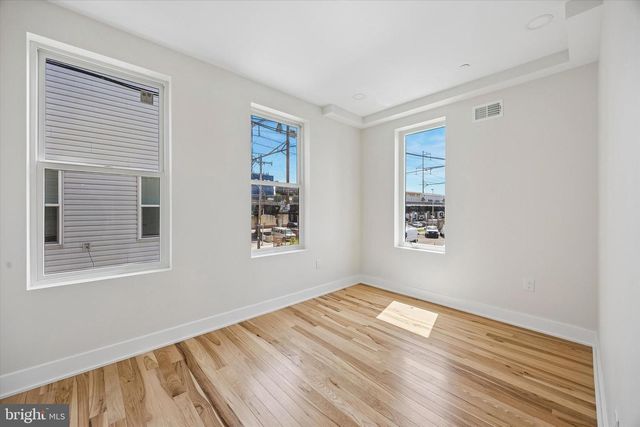 1553 S STILLMAN ST, Philadelphia, PA 19146