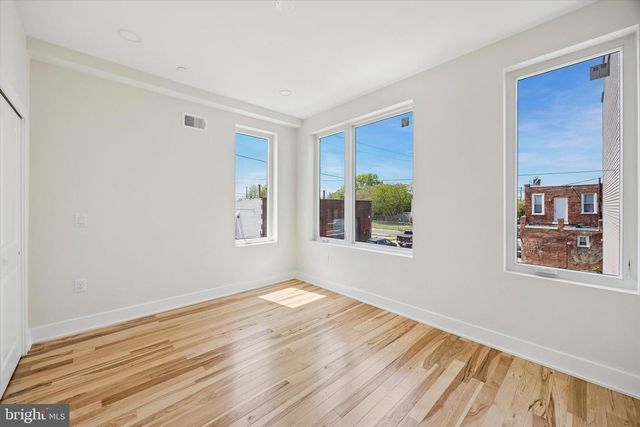 1553 S STILLMAN ST, Philadelphia, PA 19146