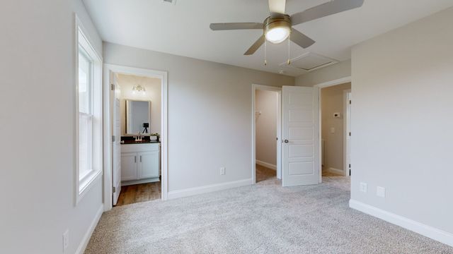 919 Martin St, Clarksville, TN 37040