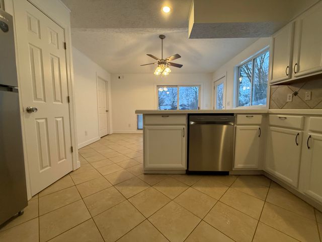 54 Maple Street, Galesburg, MI 49053