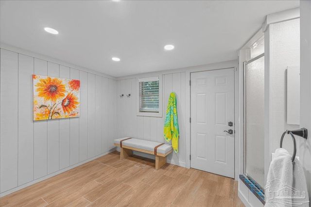 3925 Montalvo Dr, Pensacola, FL 32504