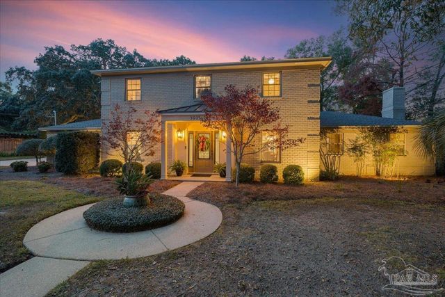 3925 Montalvo Dr, Pensacola, FL 32504