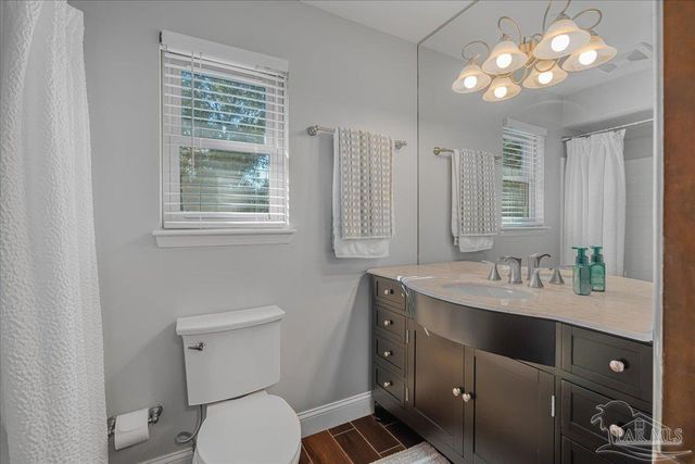 3925 Montalvo Dr, Pensacola, FL 32504