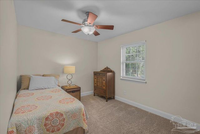 3925 Montalvo Dr, Pensacola, FL 32504